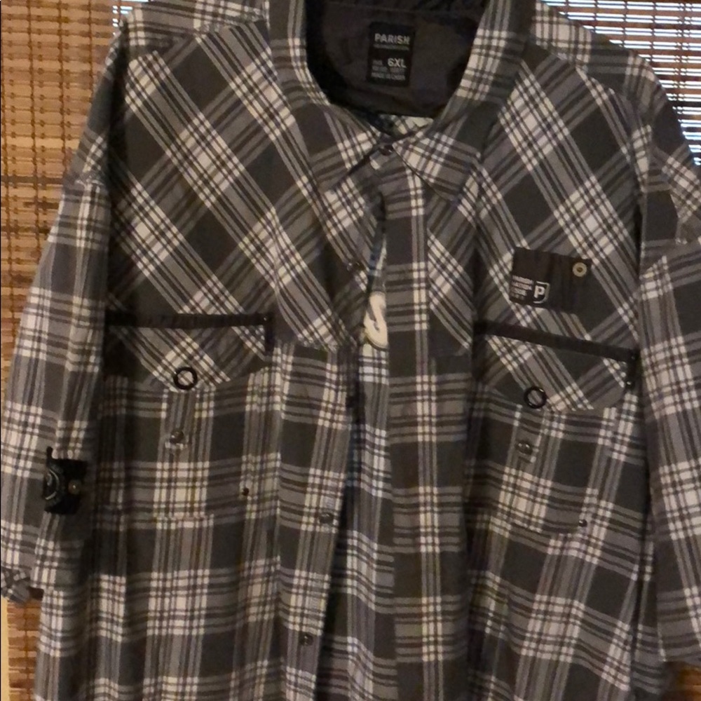 Very nice shirt  like new